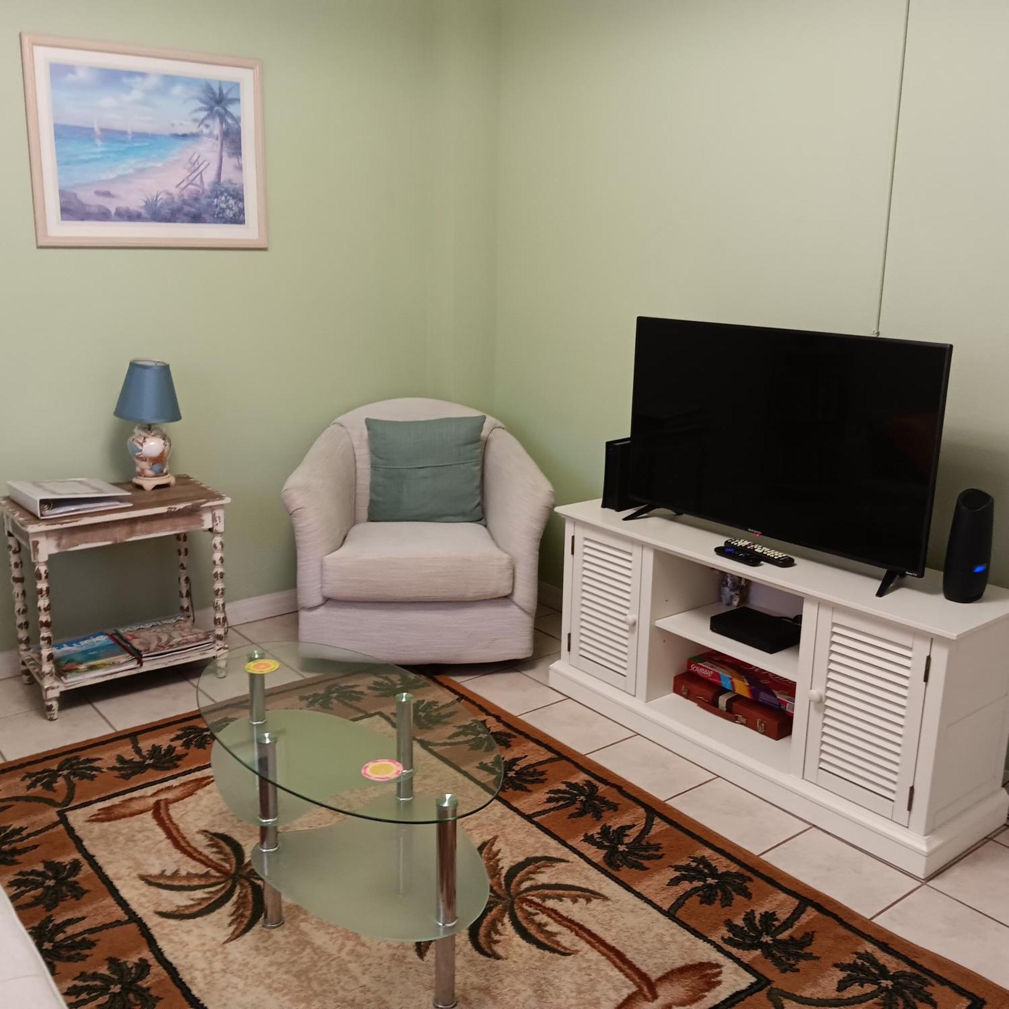 Cozy Beach Getaway Lejlighed Cape Canaveral Eksteriør billede
